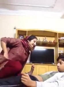 Karachi Mom Riding Dick of Her Own Teen Son at Home Viral MMS